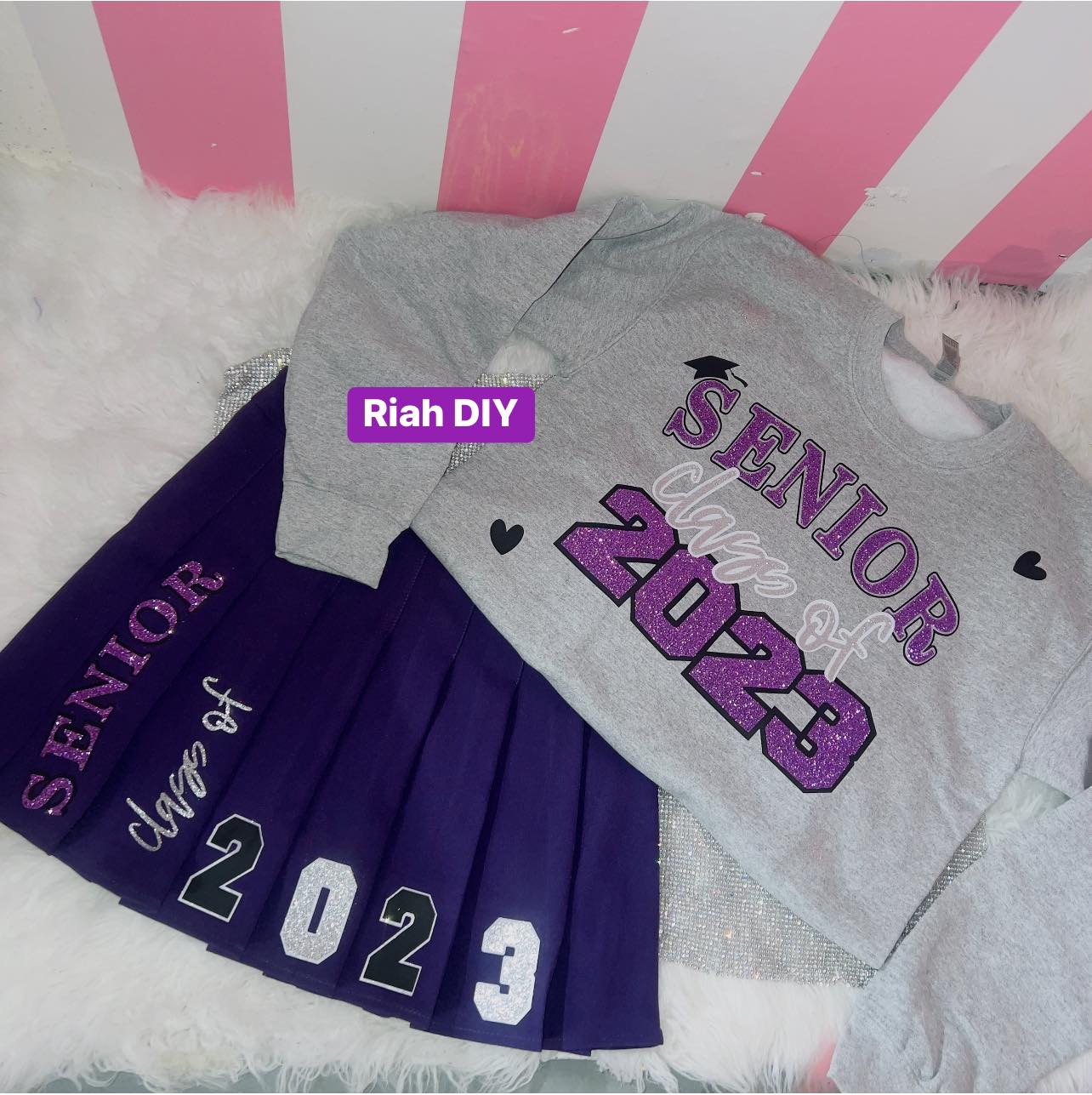 Conjunto de falda plisada con corazón curvo para seniors