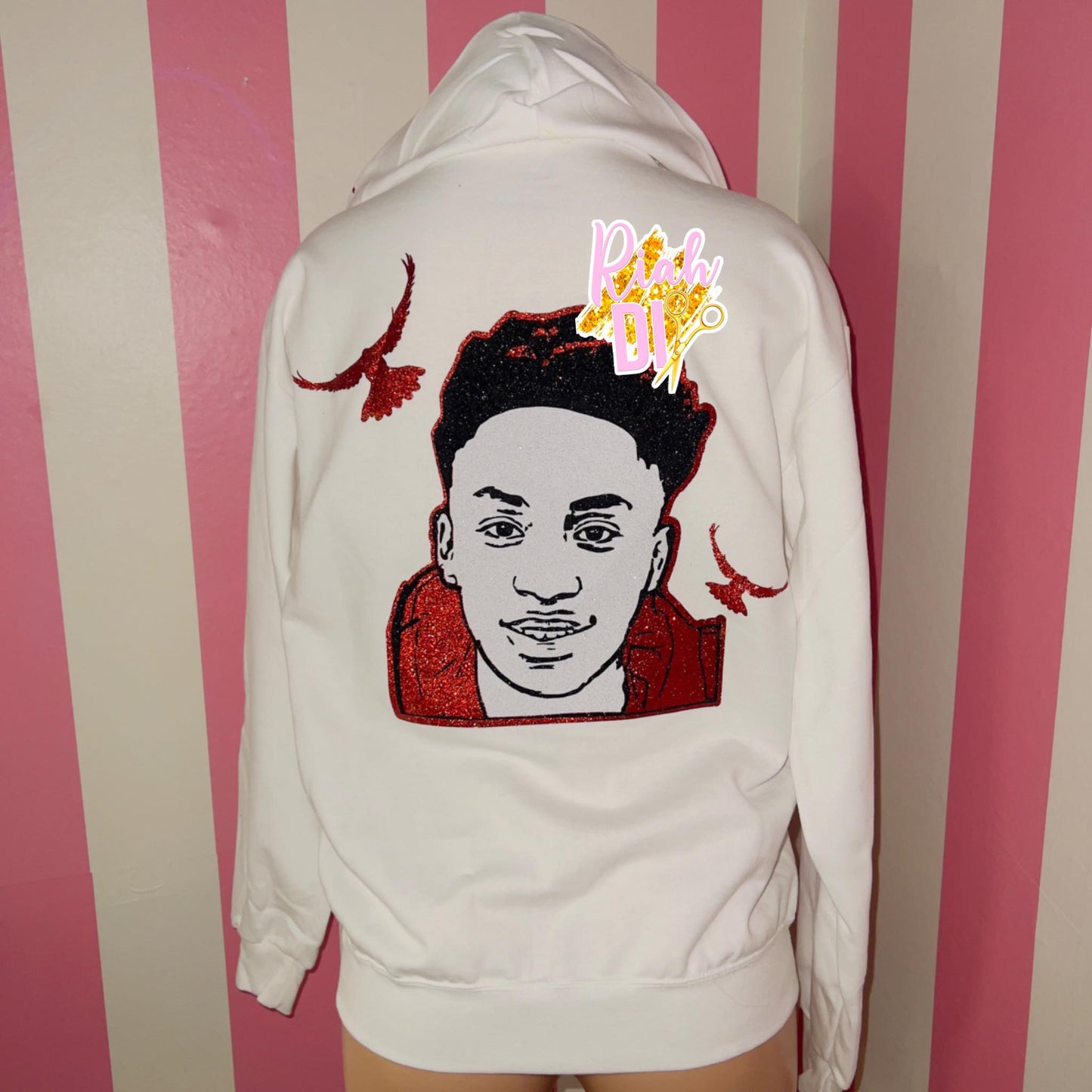 Sudadera con capucha, cremallera frontal y cara brillante, 2 imágenes