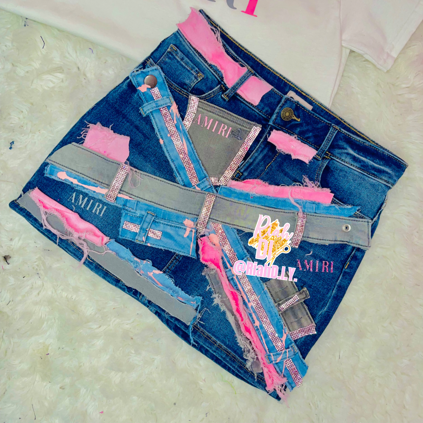 Conjunto de falda vaquera con camiseta