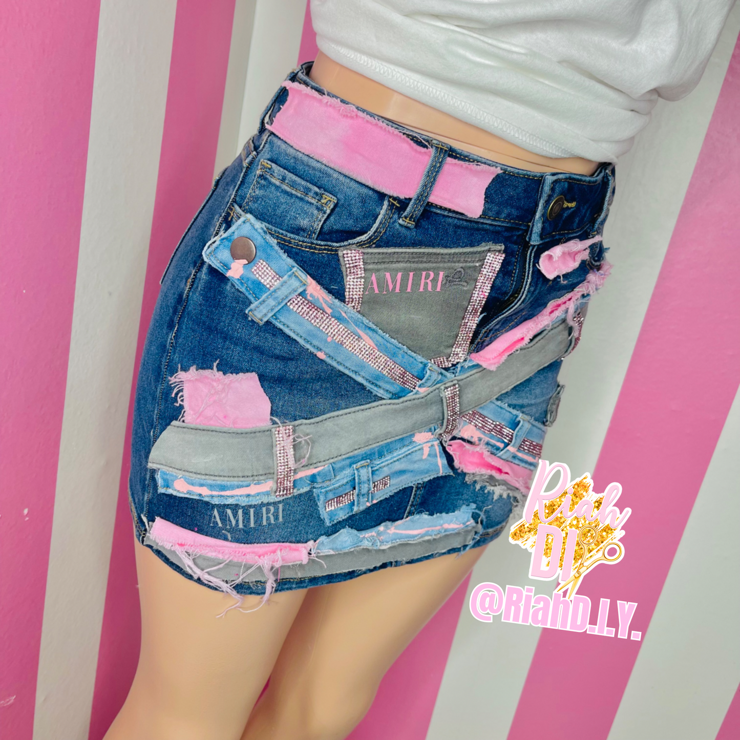 Conjunto de falda vaquera con camiseta