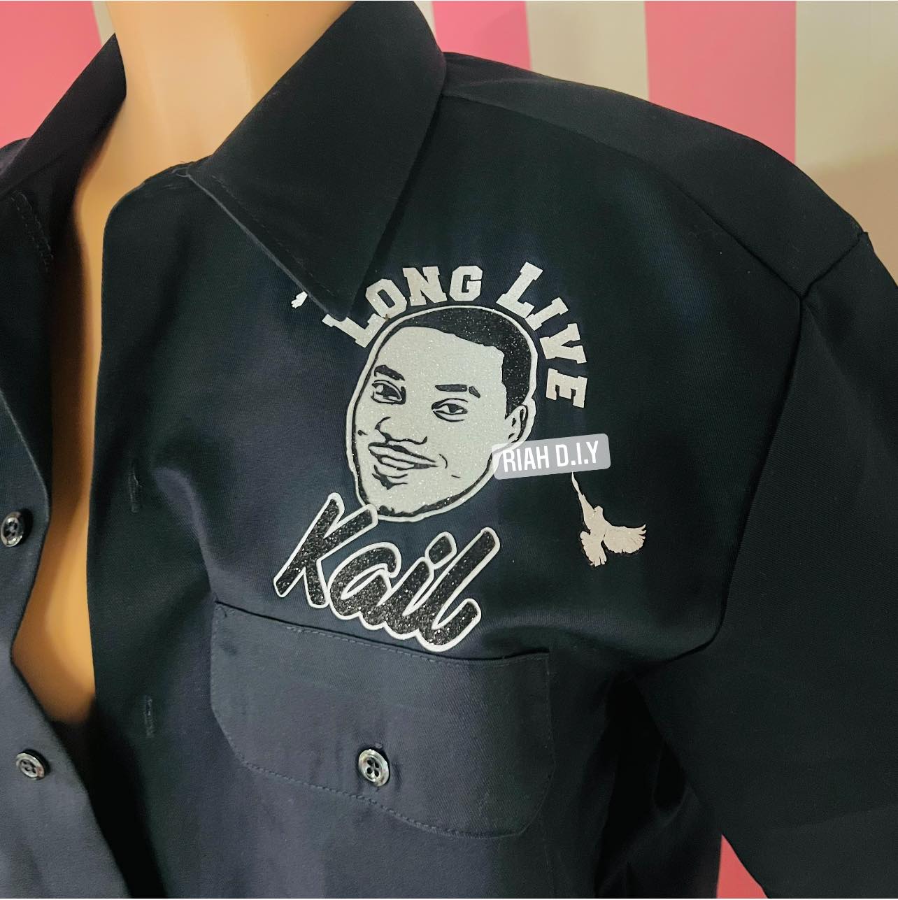 Trae tu propia camiseta conmemorativa con brillantina