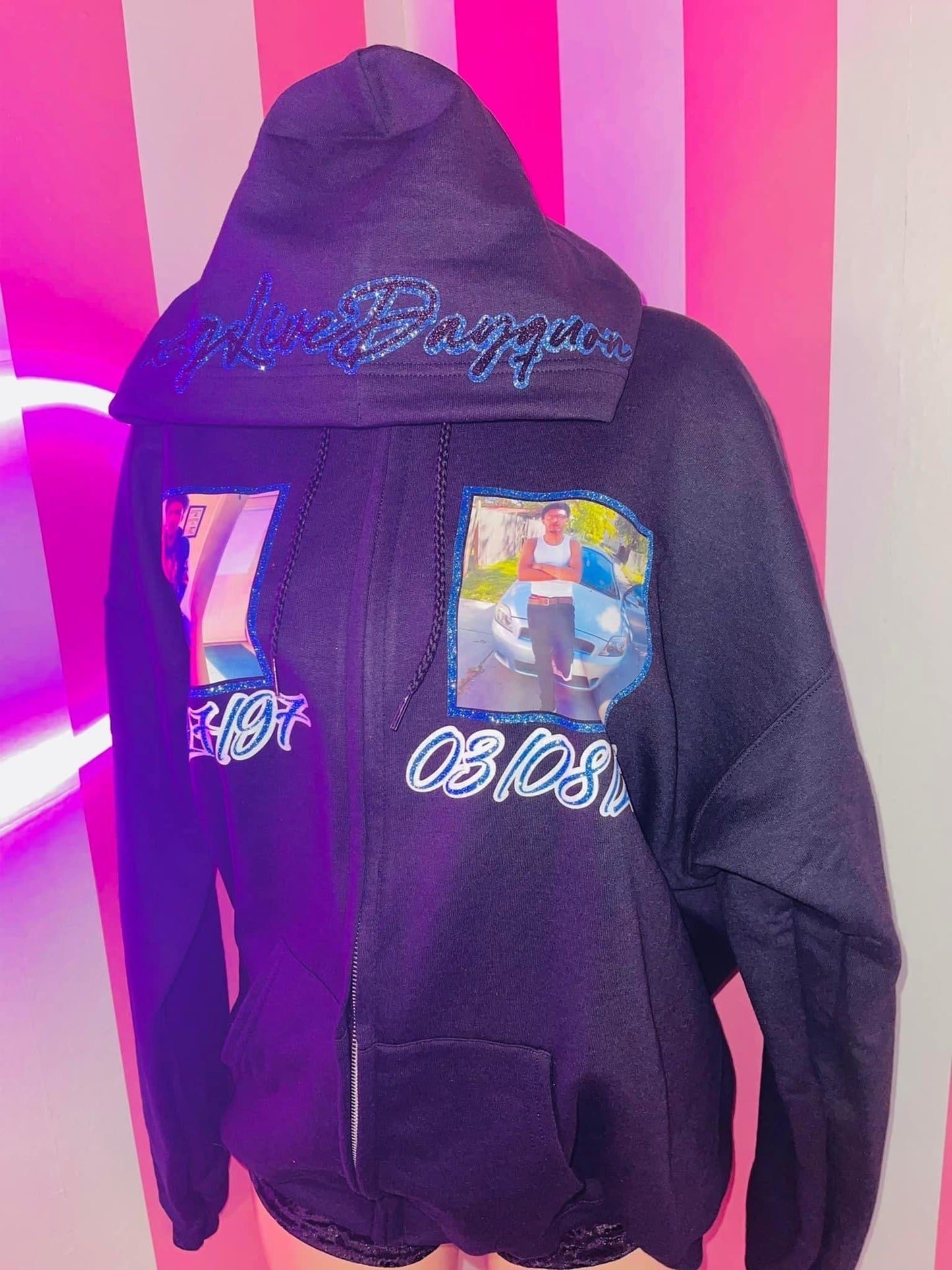 Sudadera con capucha básica con imagen y cara brillante