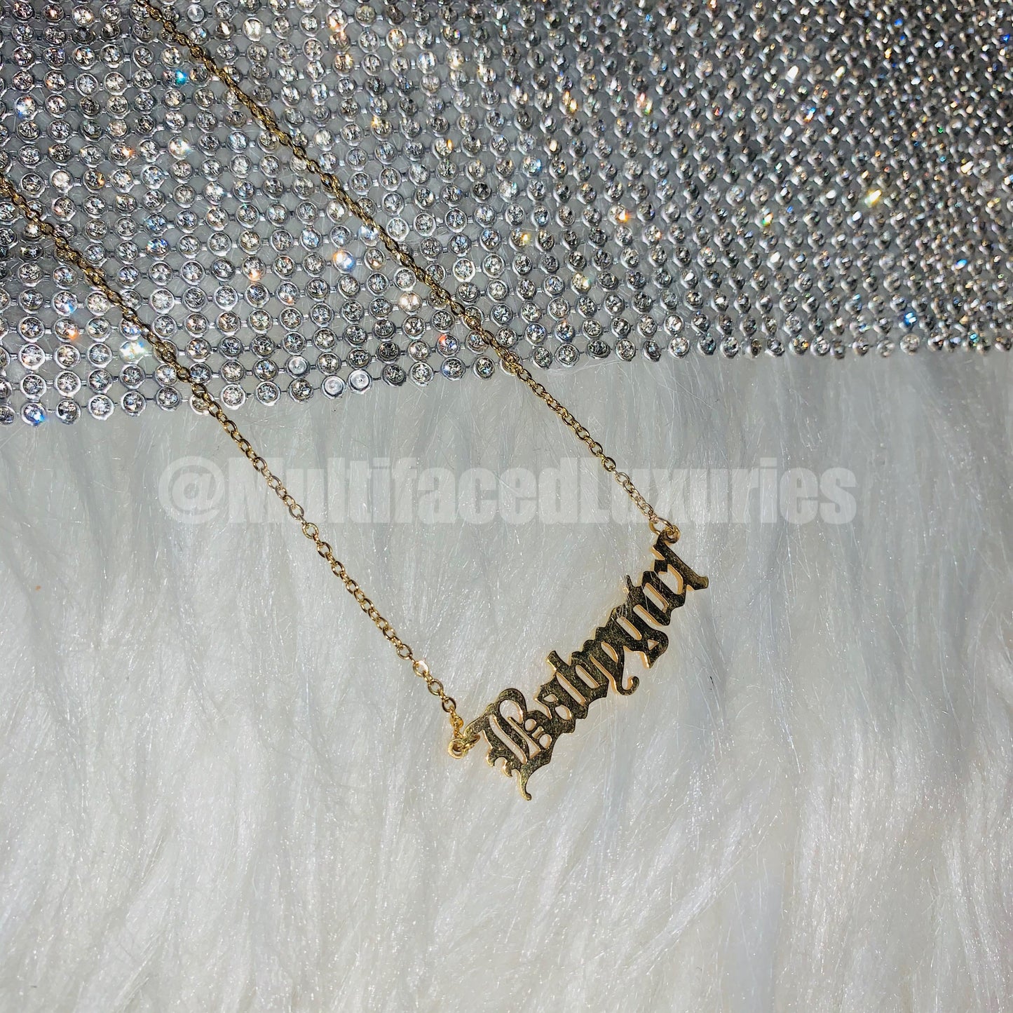 Collar de niña
