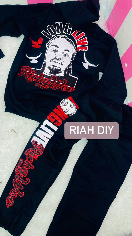 (JÓVENES) Sudadera con capucha Crescent Joggy con cara detallada y brillante