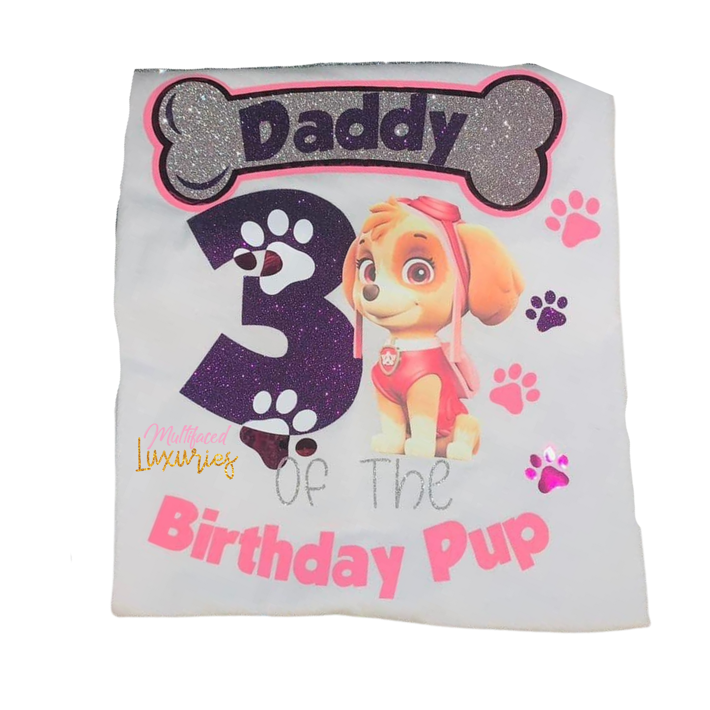 Camiseta de cumpleaños detallada para jóvenes