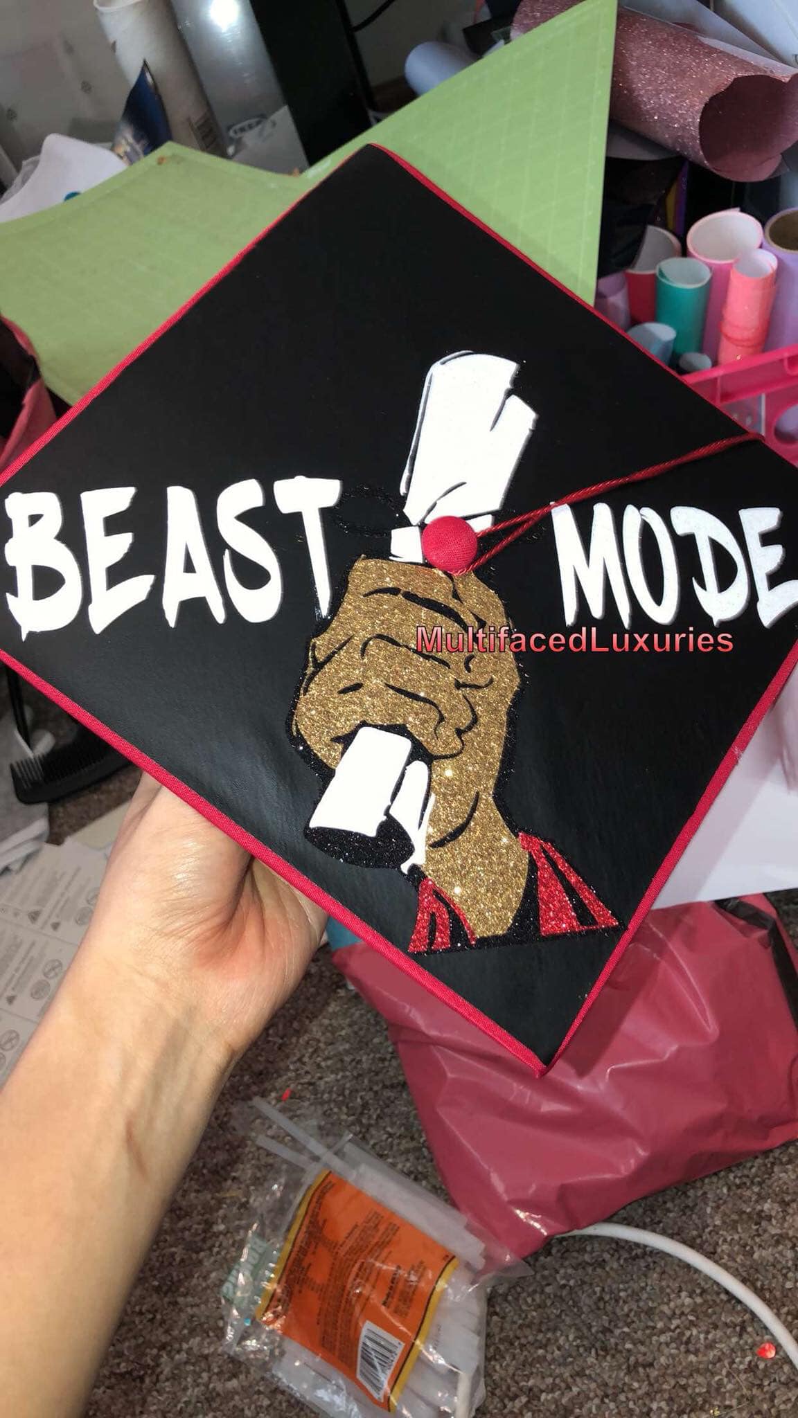 Birrete de graduación personalizado