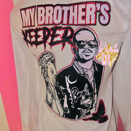 Camisa con botones y cara brillante con 4 imágenes al frente